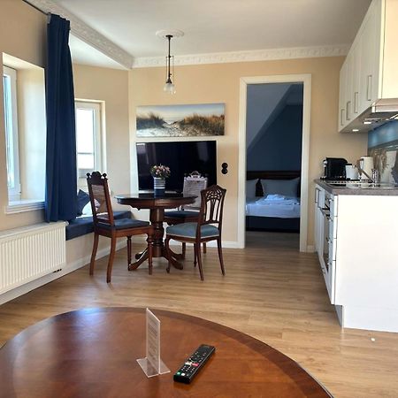 Logierhaus Am Meer Wangerooge Buitenkant foto